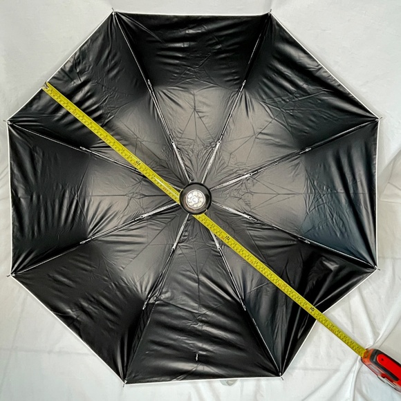 Camellia Umbrella Black & White NIB ☂️ - Picture 12 of 13